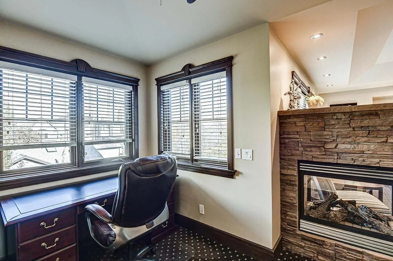 Westmount River Inn Calgary Guest house